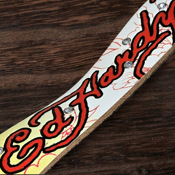 Ed Hardy genuine leather belt skull & rose Tattoo w Rhinestones Sz S/ 26-32" - Picture 3 of 9